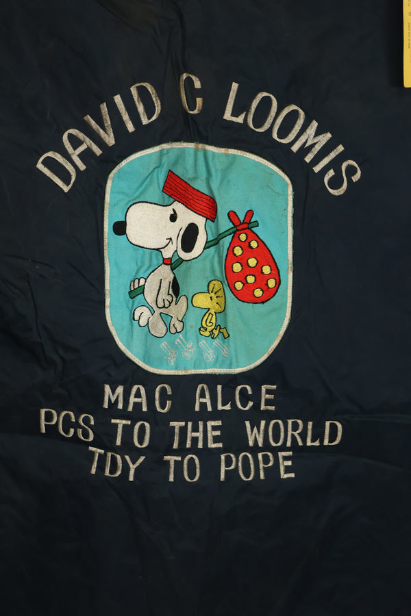 กระเป๋าสูทลาย Snoopy ของกองทัพอากาศสหรัฐอเมริกาในยุค 1960 มือสอง มือสอง ได้รับมาด้วยตัวเอง