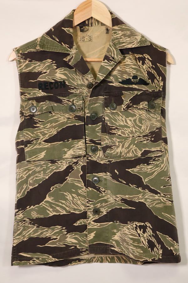 เสื้อกั๊กลายเสือ Okinawa Tiger ทรง US Cut ปี 1960 มือสอง US-S