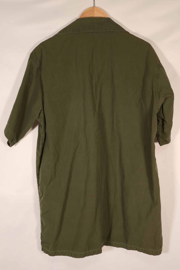 実物 ポップリン製 OG-107 ユーティリティシャツ 初付けUSAFパッチ付き Mサイズ 中古品