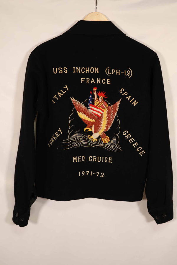 เสื้อแจ็คเก็ตทัวร์ของกองทัพเรือสหรัฐฯ แท้ ปี 1971-1972 USS INDHON มือสอง