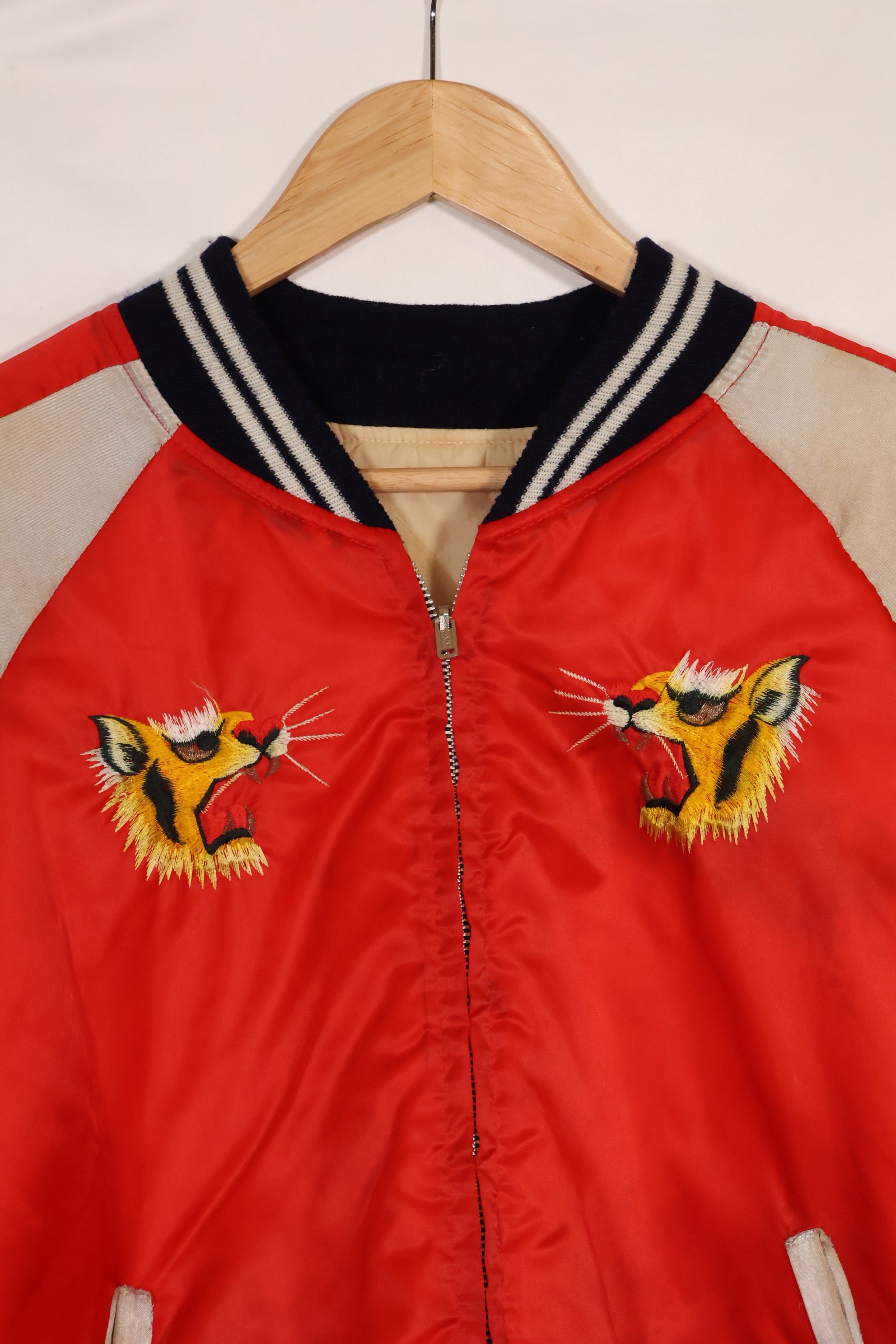 1970年代 日本製 Japan Jacket 中古品 スカジャン 赤白 当時の再現品 修繕あり