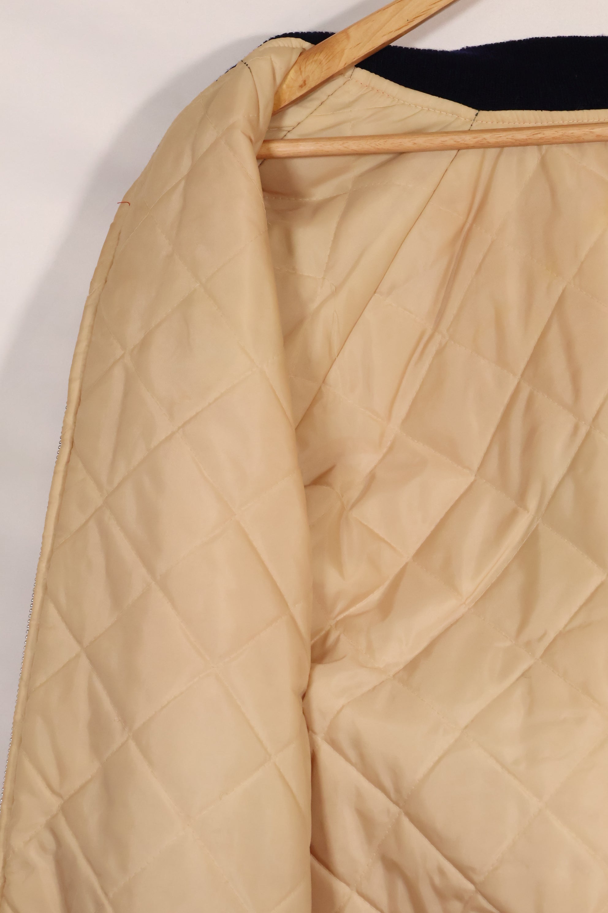 1970年代 日本製 Japan Jacket 中古品 スカジャン 赤白 当時の再現品 修繕あり