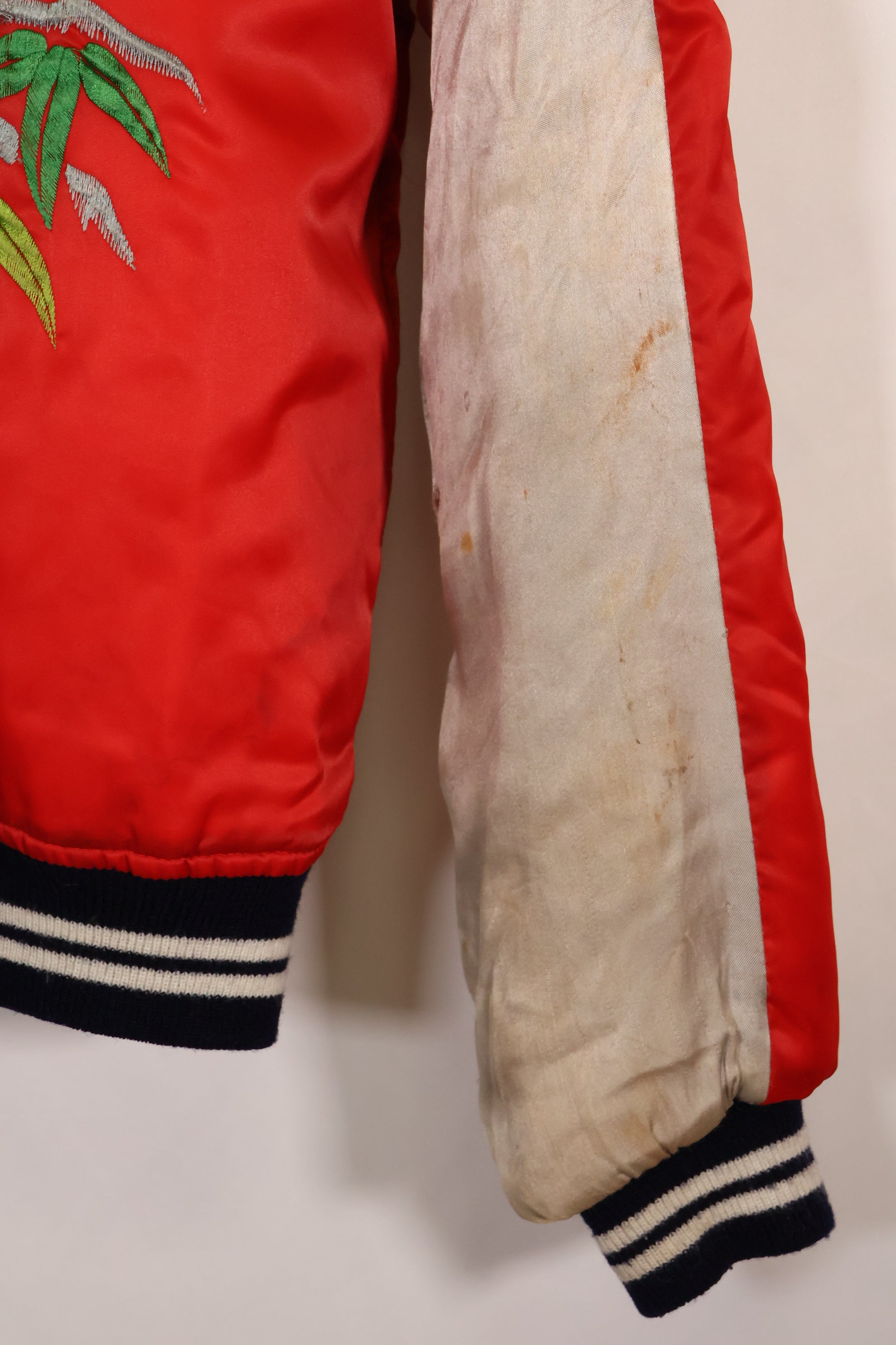 1970年代 日本製 Japan Jacket 中古品 スカジャン 赤白 当時の再現品 修繕あり