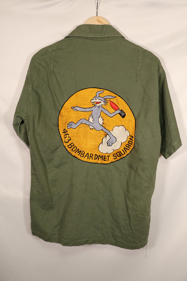 เสื้อเชิ้ตยูทิลิตี้ OG-107 USAF ของแท้จากยุค 1960 พร้อมงานปักโดยตรง