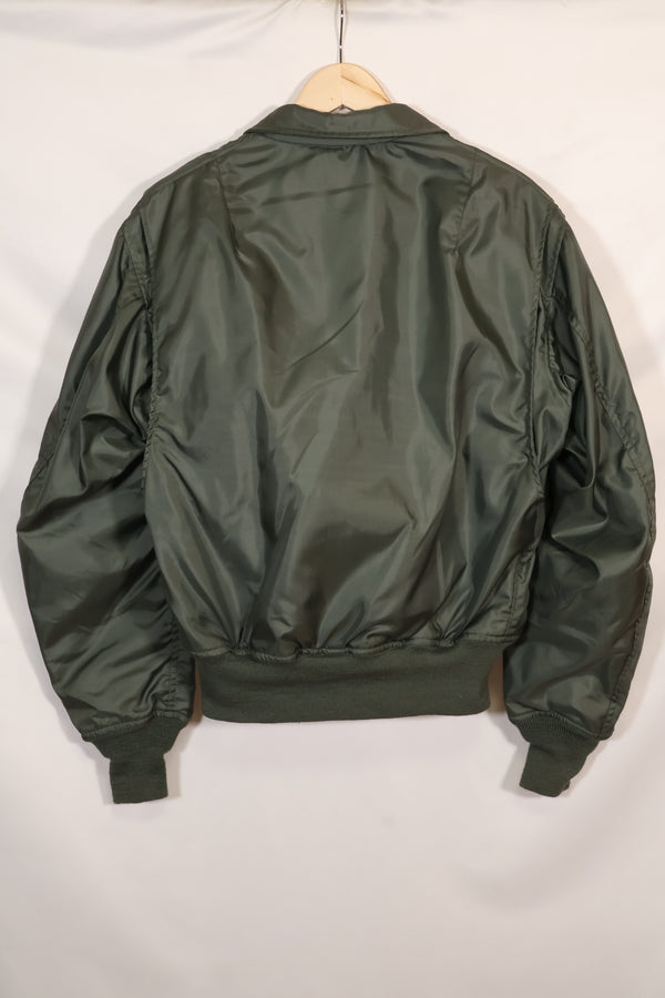 เสื้อแจ็คเก็ตนักบิน CWU-36P ขนาดใหญ่ของกองทัพเรือสหรัฐฯ ปี 1977