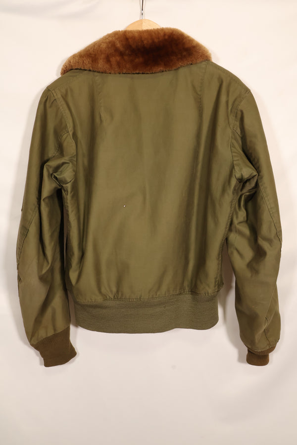 เสื้อแจ็คเก็ตนักบิน B-15A ของกองทัพอากาศสหรัฐฯ ราวปี 1944 สภาพดี