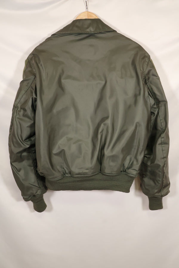 สัญญาปี 1998 MEDIUM กองทัพเรือสหรัฐอเมริกา CWU-45P แจ็คเก็ตบิน มือสอง สภาพดี
