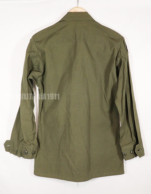 แจ็คเก็ต Jungle Fatigue รุ่นที่ 4 ปี 1970 มือสอง ปักลายโดยตรง ขนาด XSS