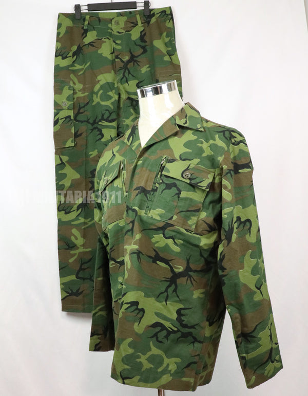ชุดเสื้อและกางเกงสั่งทำพิเศษของ Airborne Advisor รุ่น M59 ERDL Replica (ผลิตโดย NCHS Inc.)