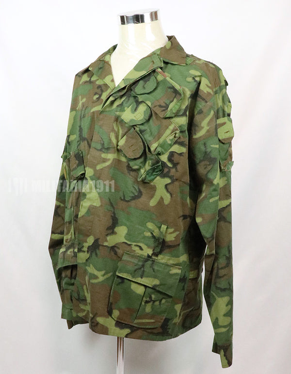 เสื้อคลุมทหารลอยน้ำของทีมซีลของกองทัพเรือสหรัฐฯ แบบจำลอง ขนาด C ผลิตจากผ้าแท้