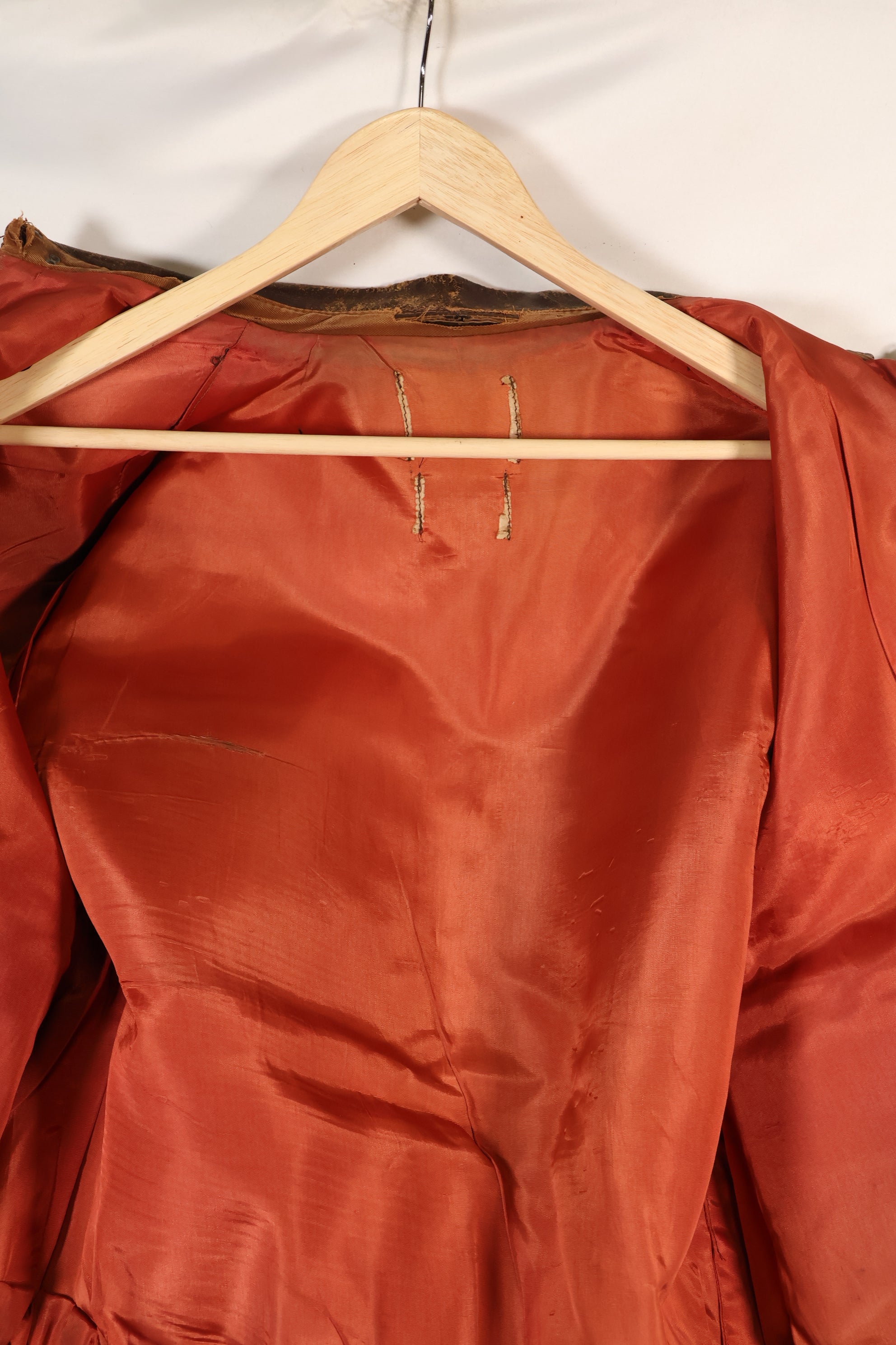 ช่วงปี 1940 ขนาด 46 ผู้ผลิตไม่ทราบ USAAF A-2 แจ็คเก็ตบิน สภาพตามที่ได้รับ สินค้ามือสอง