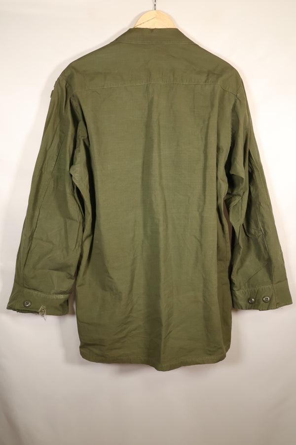 สัญญาปี 1969, M-L, แจ็กเก็ตสนามแบบที่ 4 สำหรับป่า, ตามมาตรฐาน Green Beret, มีป้ายติดเพิ่มภายหลัง, มือสอง