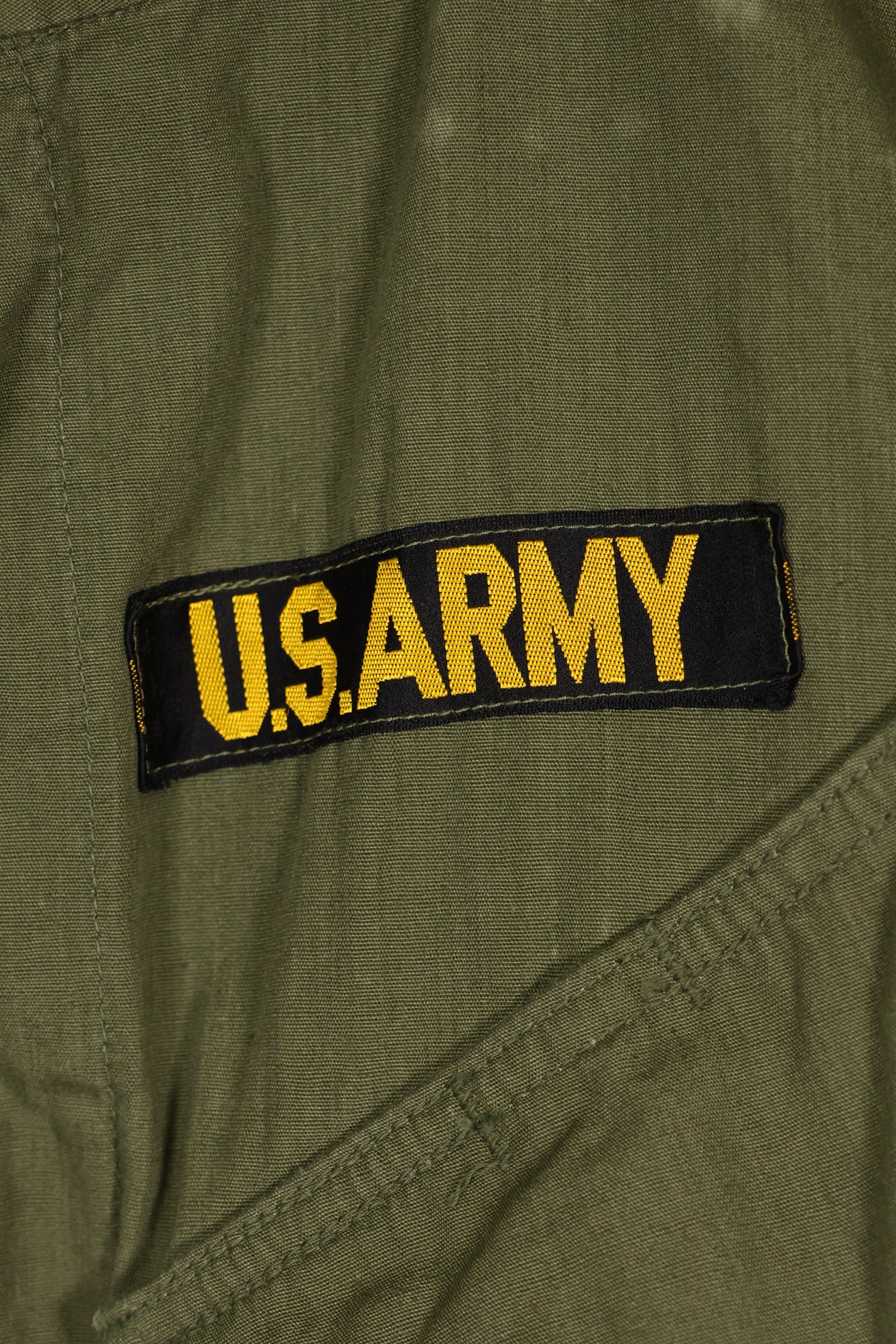 1967 Contract M-R 3rd Model Jungle Fatigue Jacket with patches, good condition, used.