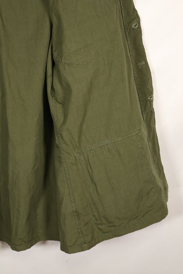 1967 Contract M-R 3rd Model Jungle Fatigue Jacket with patches, good condition, used.