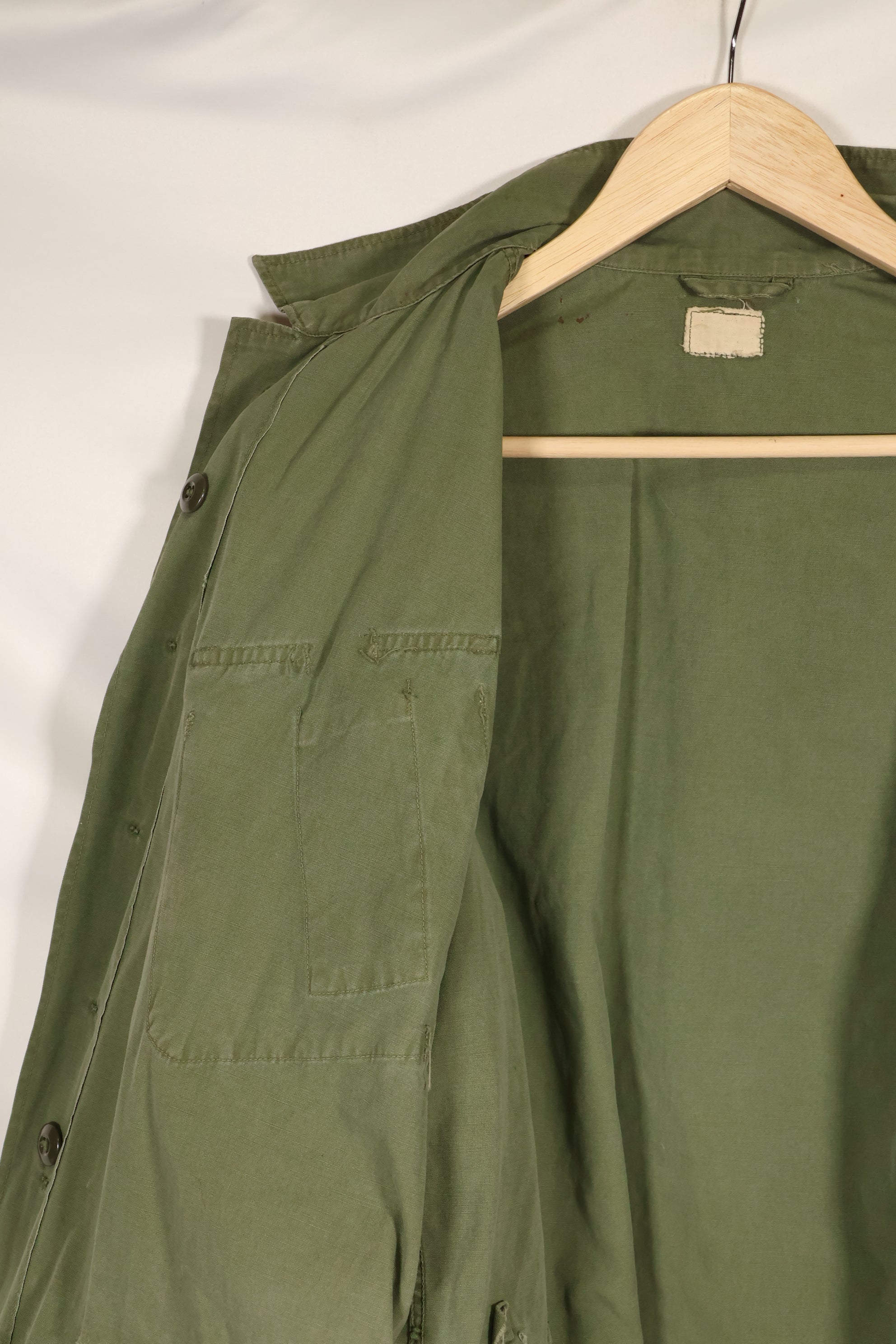 ประมาณปี 1963 ประมาณ S-S รุ่นที่ 1 แจ็คเก็ตแบบทหารป่า มีรอยขีดข่วน สินค้ามือสอง