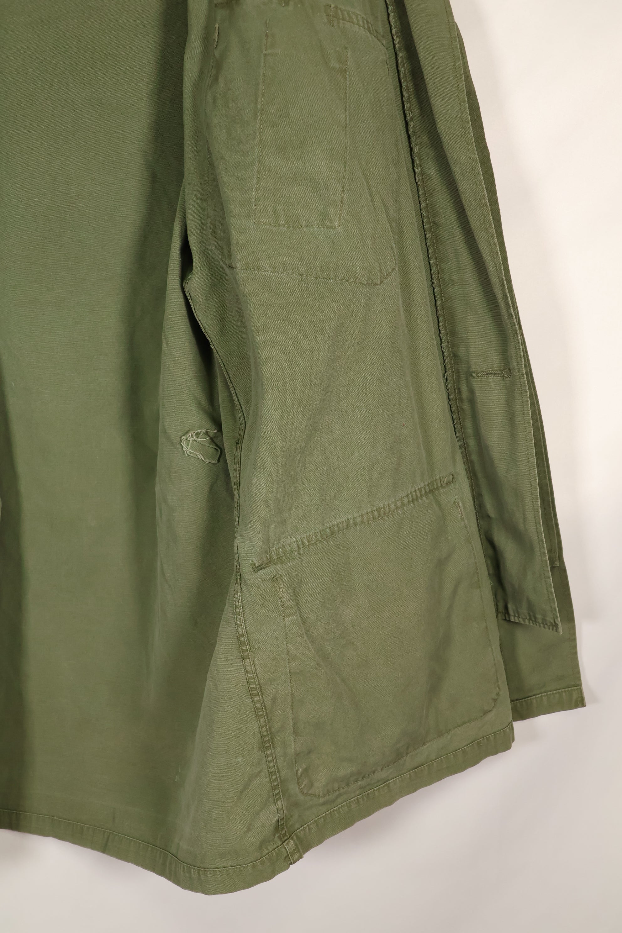 ประมาณปี 1963 ประมาณ S-S รุ่นที่ 1 แจ็คเก็ตแบบทหารป่า มีรอยขีดข่วน สินค้ามือสอง