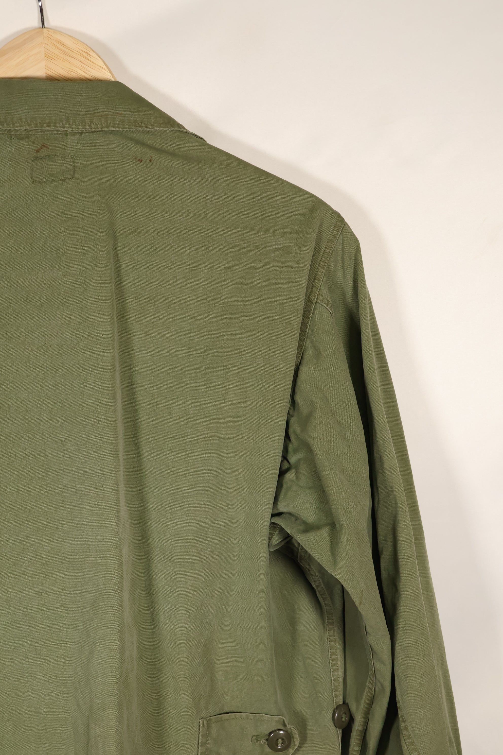ประมาณปี 1963 ประมาณ S-S รุ่นที่ 1 แจ็คเก็ตแบบทหารป่า มีรอยขีดข่วน สินค้ามือสอง