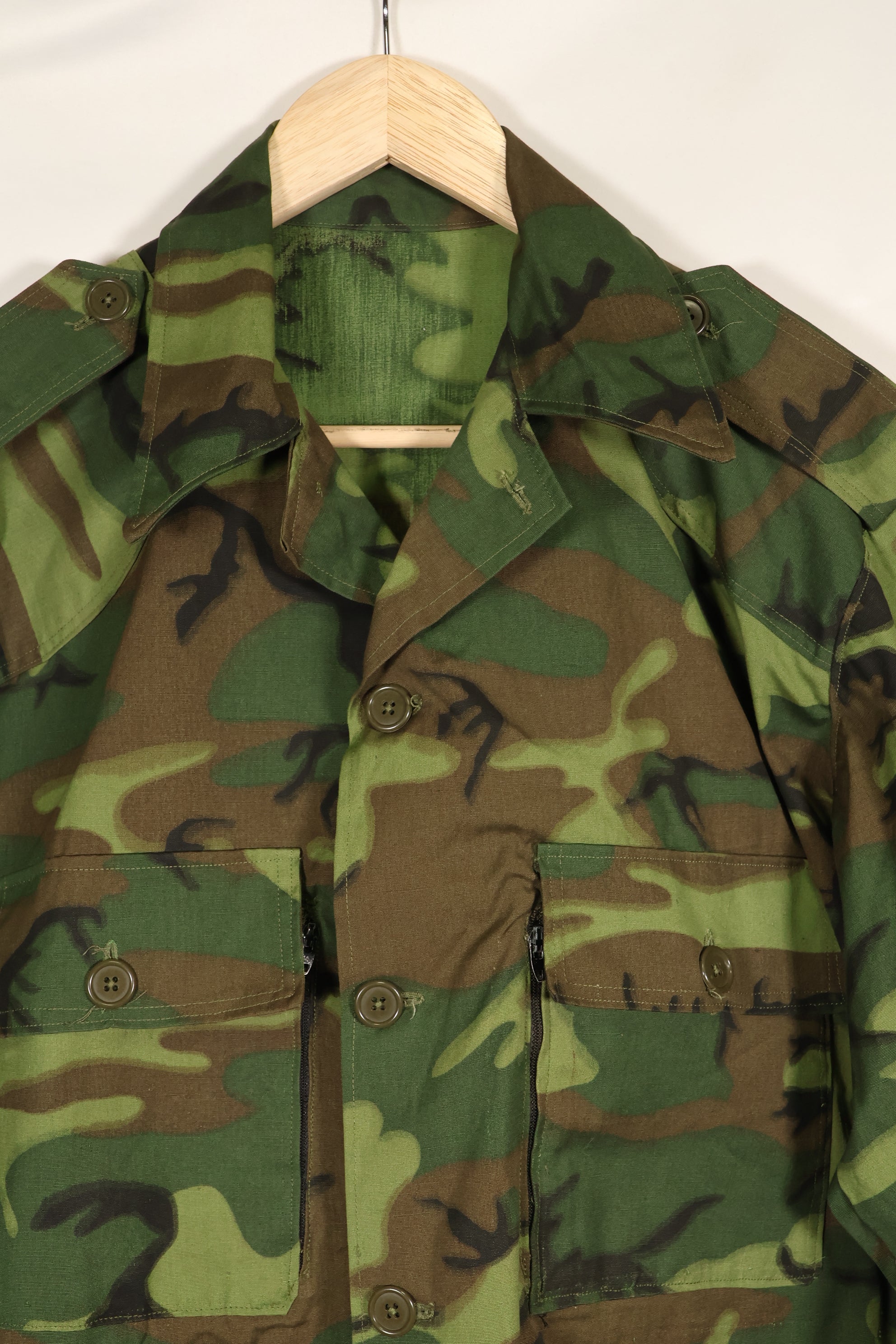 Estimated circa 1967 Deadstock US ARMY Advisor ERDL Camouflage Non Rip M59 Cut Shirt Unused