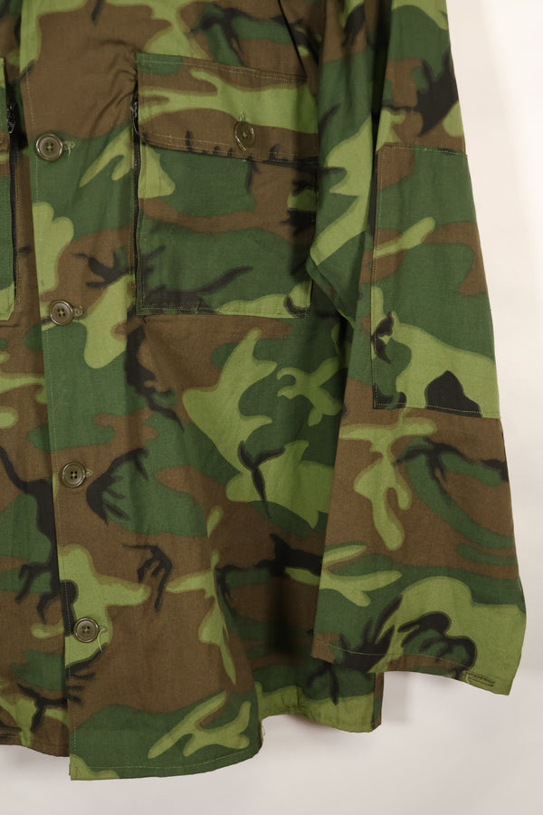Estimated circa 1967 Deadstock US ARMY Advisor ERDL Camouflage Non Rip M59 Cut Shirt Unused