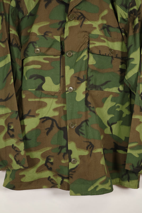 Estimated circa 1967 Deadstock US ARMY Advisor ERDL Camouflage Non Rip M59 Cut Shirt Unused