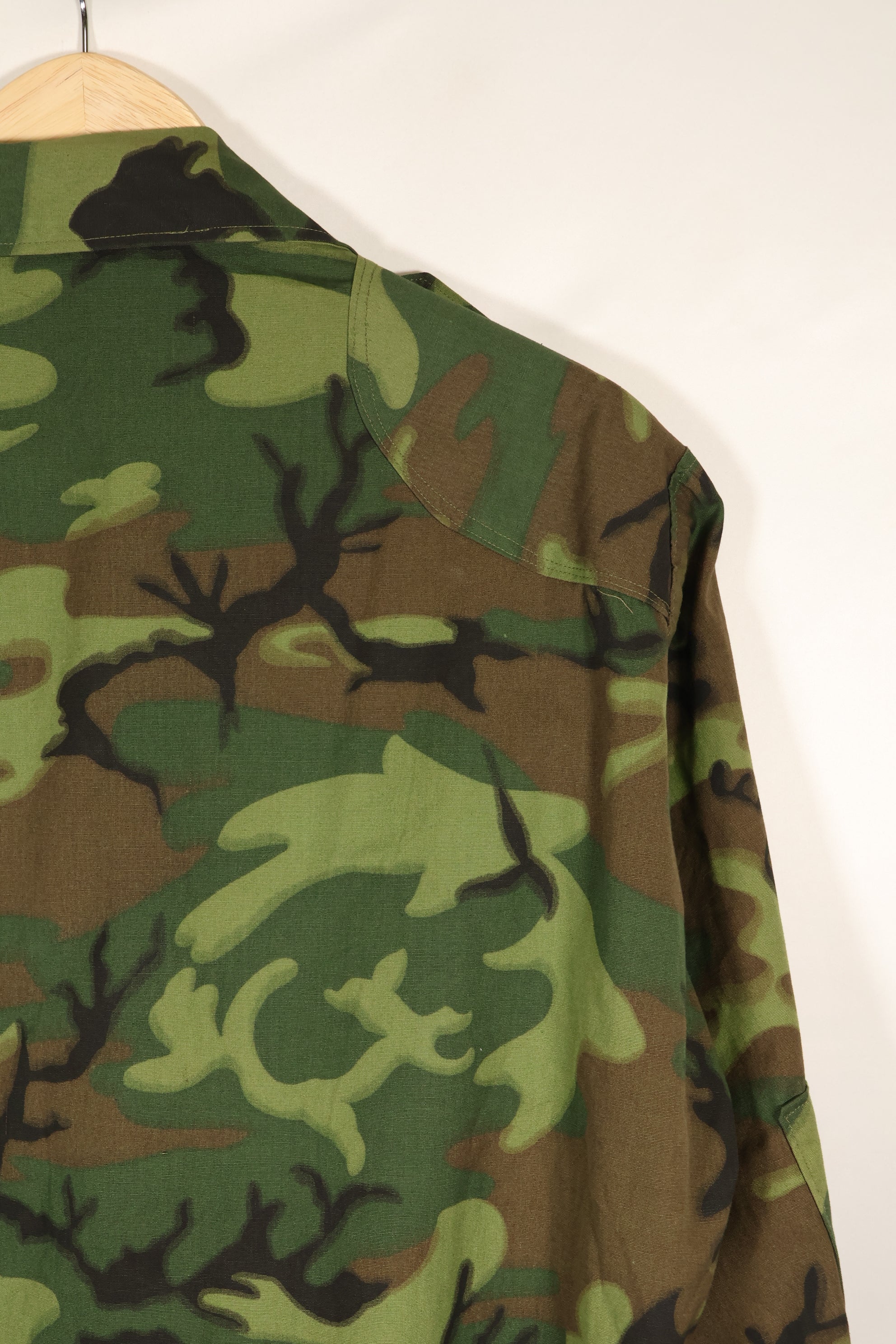 Estimated circa 1967 Deadstock US ARMY Advisor ERDL Camouflage Non Rip M59 Cut Shirt Unused