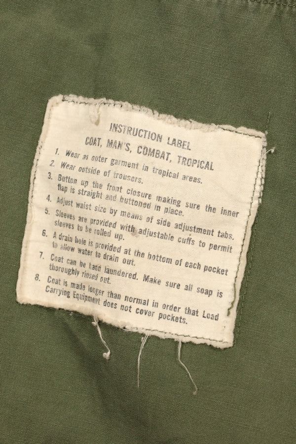 ประมาณปี 1965 S-L รุ่นที่ 2 เสื้อแจ็คเก็ตพรางป่า กองพลทหารราบที่ 25 พร้อมแพทช์ สินค้ามือสอง