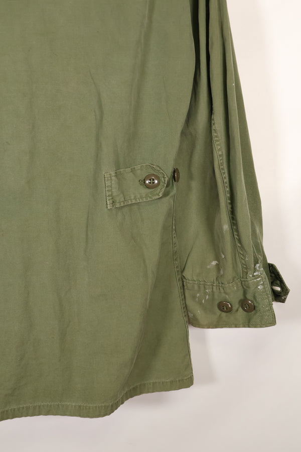 ประมาณปี 1965 S-L รุ่นที่ 2 เสื้อแจ็คเก็ตพรางป่า กองพลทหารราบที่ 25 พร้อมแพทช์ สินค้ามือสอง