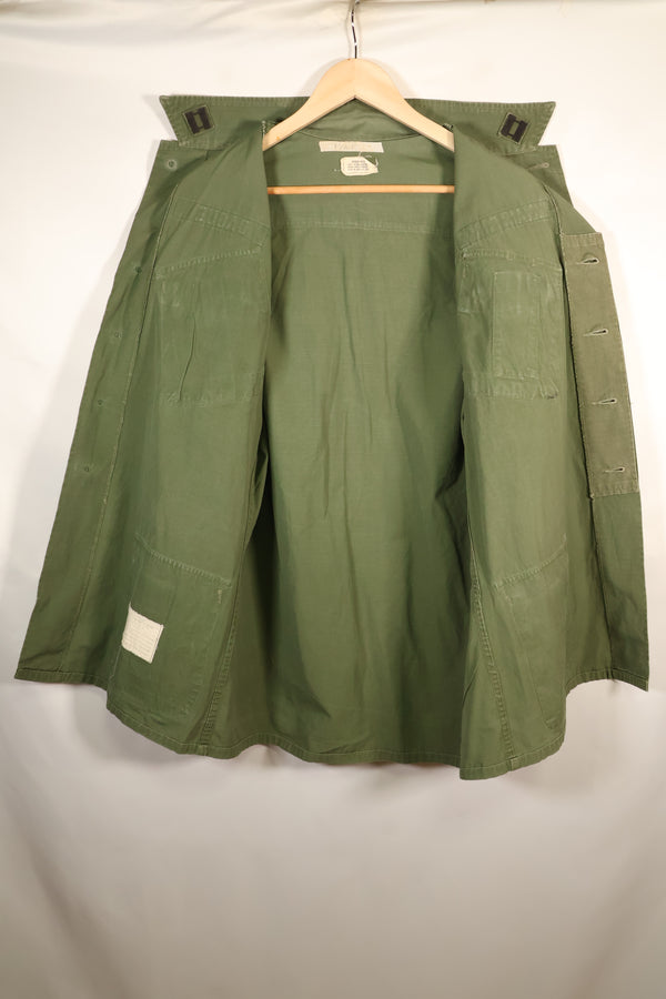 เสื้อแจ็กเก็ตแบบ Jungle Fatigue รุ่นที่ 4 ตามสัญญาปี 1969, M-R, มีแผ่นปะเพิ่มเติม, มือสอง