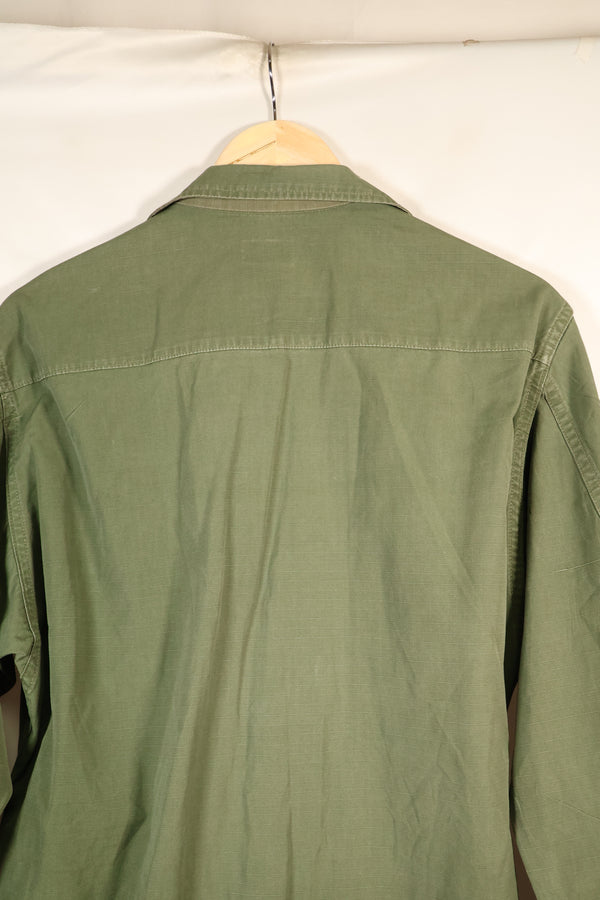 เสื้อแจ็กเก็ตแบบ Jungle Fatigue รุ่นที่ 4 ตามสัญญาปี 1969, M-R, มีแผ่นปะเพิ่มเติม, มือสอง