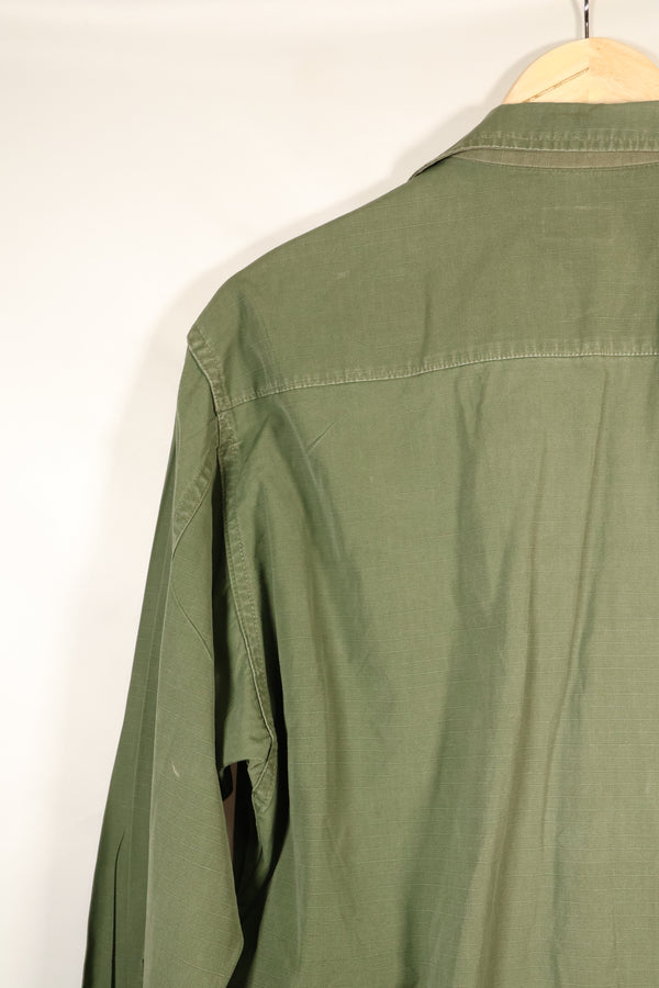 เสื้อแจ็กเก็ตแบบ Jungle Fatigue รุ่นที่ 4 ตามสัญญาปี 1969, M-R, มีแผ่นปะเพิ่มเติม, มือสอง