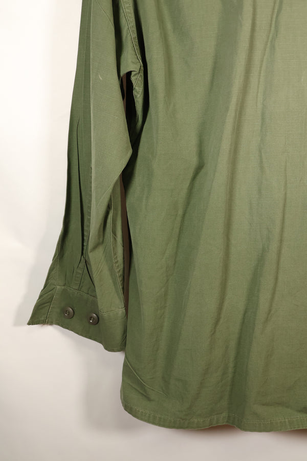 เสื้อแจ็กเก็ตแบบ Jungle Fatigue รุ่นที่ 4 ตามสัญญาปี 1969, M-R, มีแผ่นปะเพิ่มเติม, มือสอง