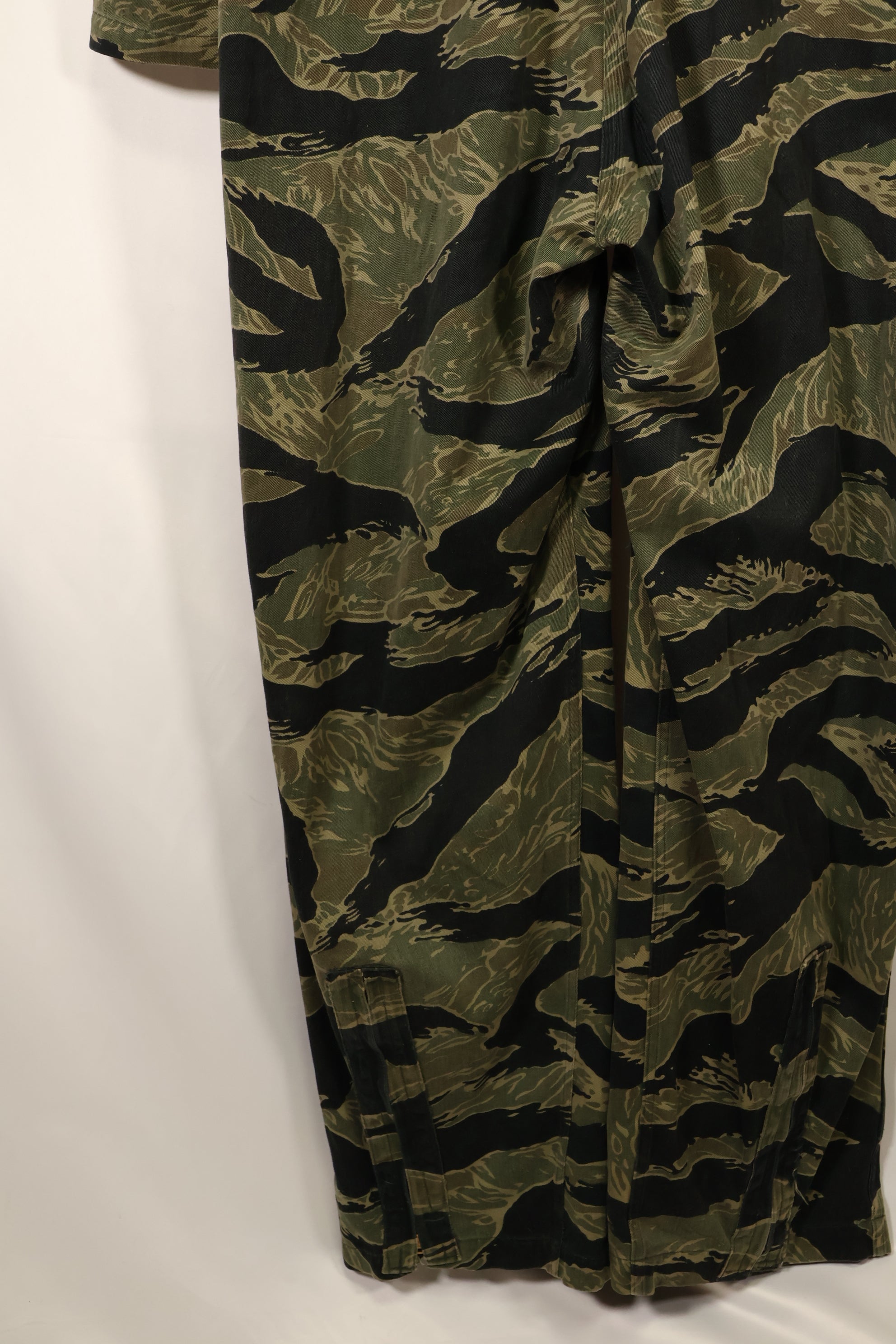 1960年代中頃　サイズ 46　沖縄タイガーパターン　タイガーストライプ フライトスーツ　中古品