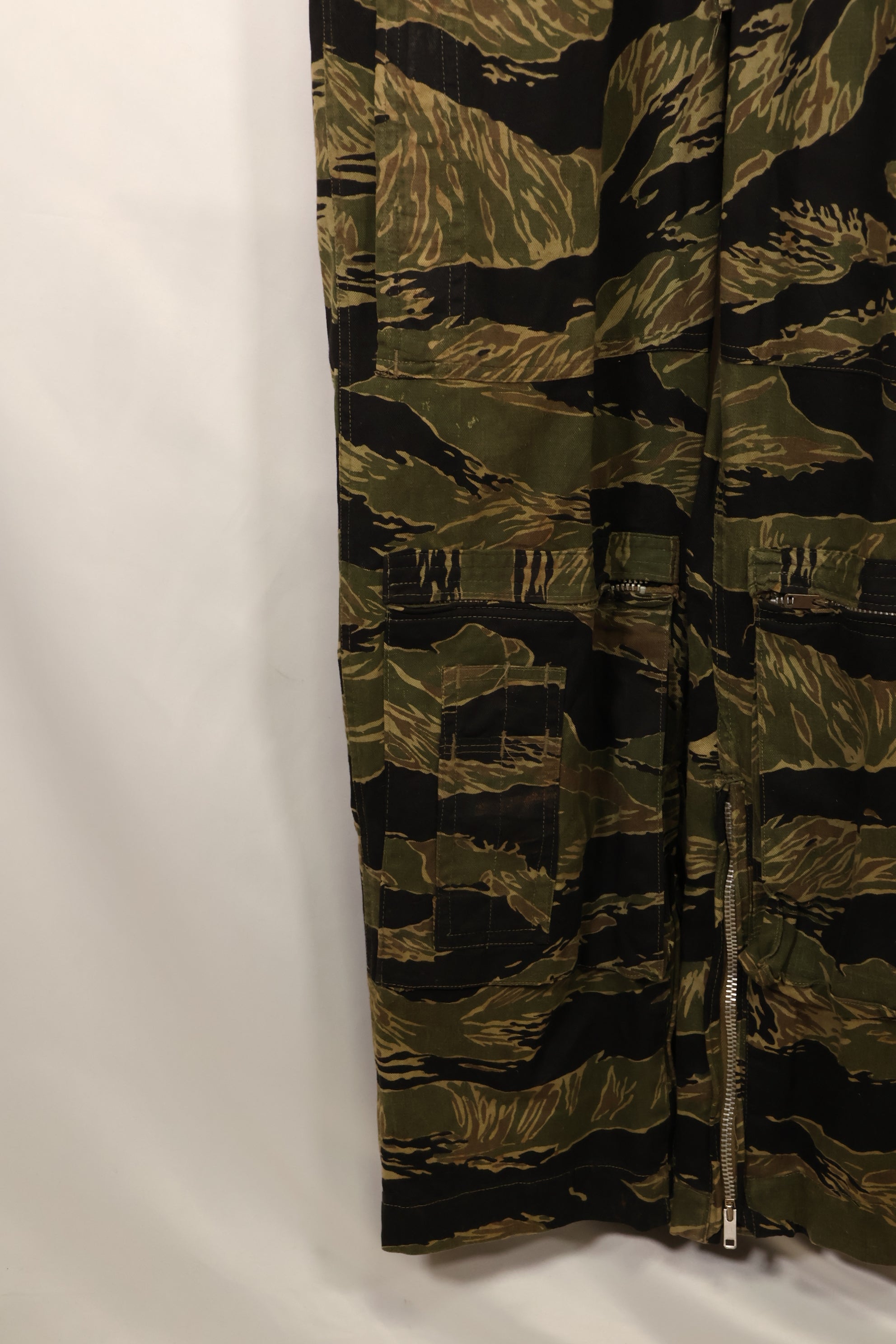 Mid-1960s Okinawa Tiger Pattern Tiger Stripe Flight Suit Used