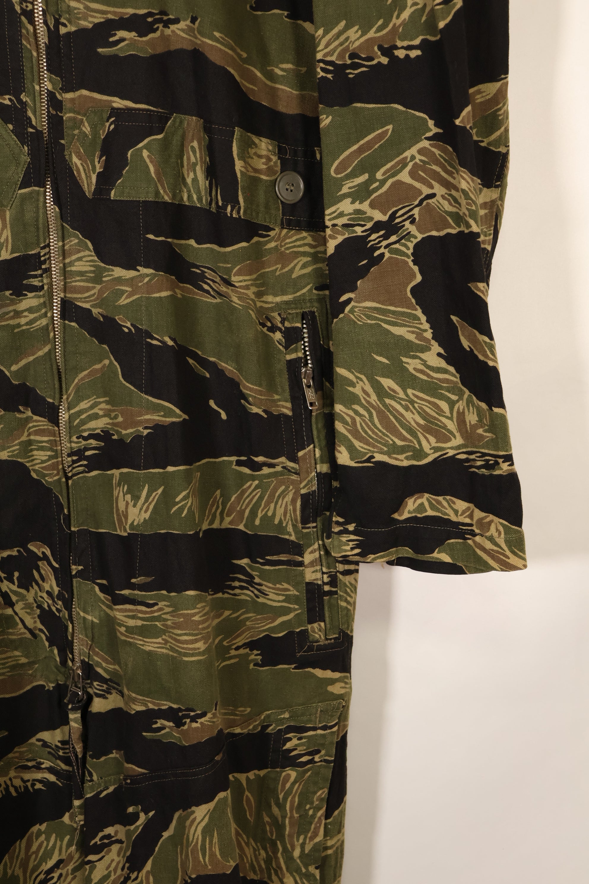 Mid-1960s Okinawa Tiger Pattern Tiger Stripe Flight Suit Used