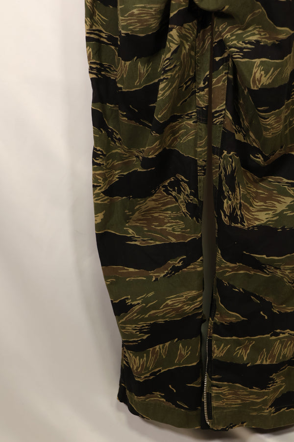 Mid-1960s Okinawa Tiger Pattern Tiger Stripe Flight Suit Used