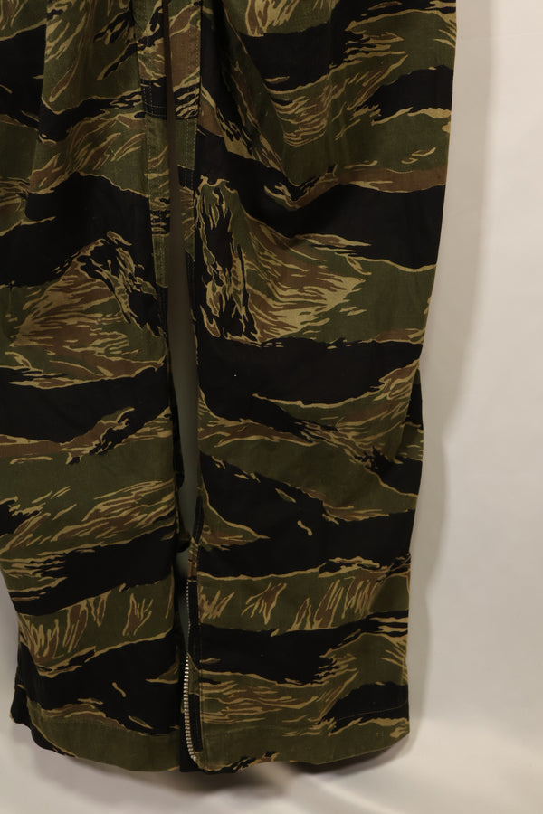 Mid-1960s Okinawa Tiger Pattern Tiger Stripe Flight Suit Used