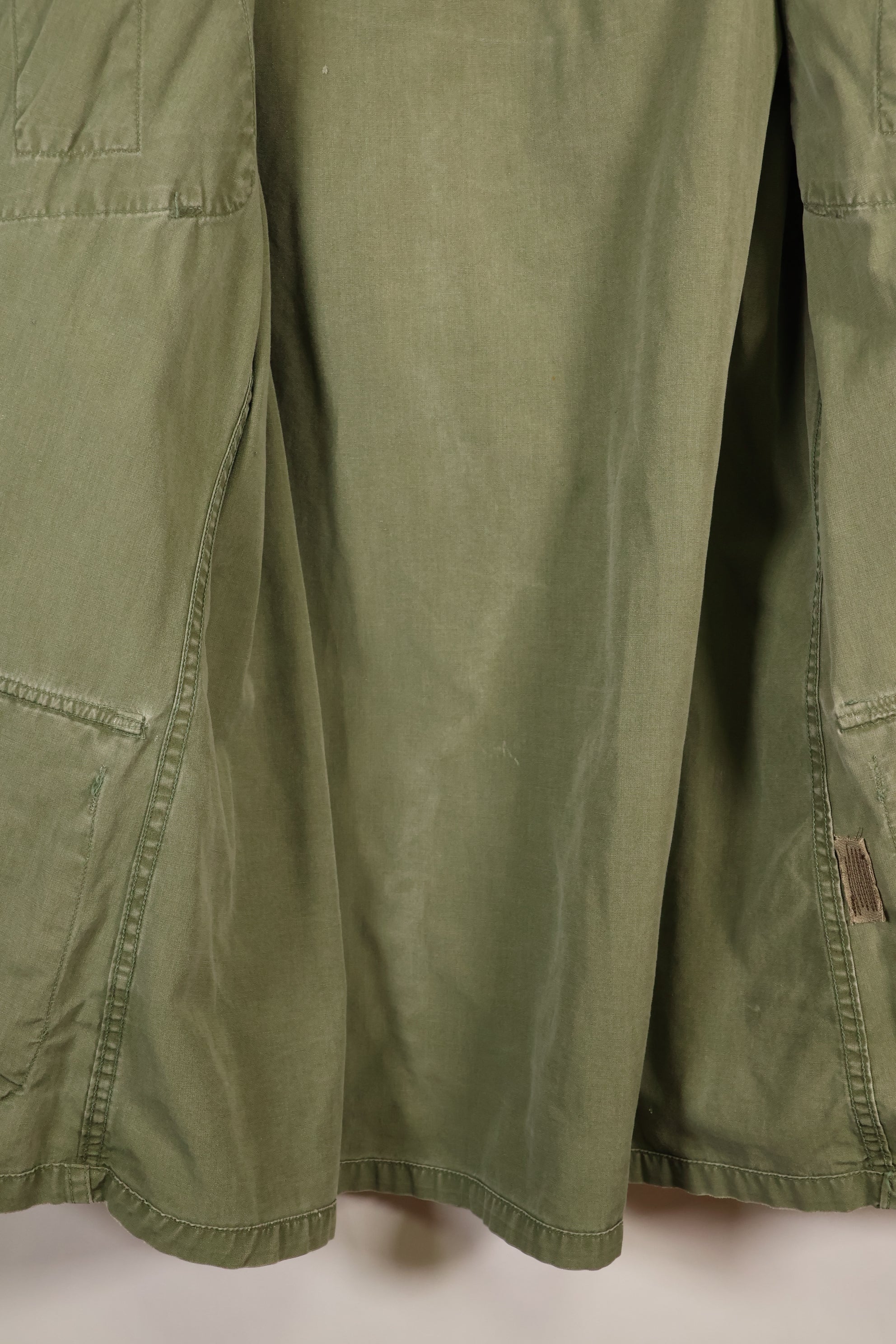 เสื้อแจ็คเก็ตแบบป่า รุ่นที่ 3 ตามสัญญาปี 1967, M-R, กองทัพสหรัฐฯ, มีตราติด, มือสอง