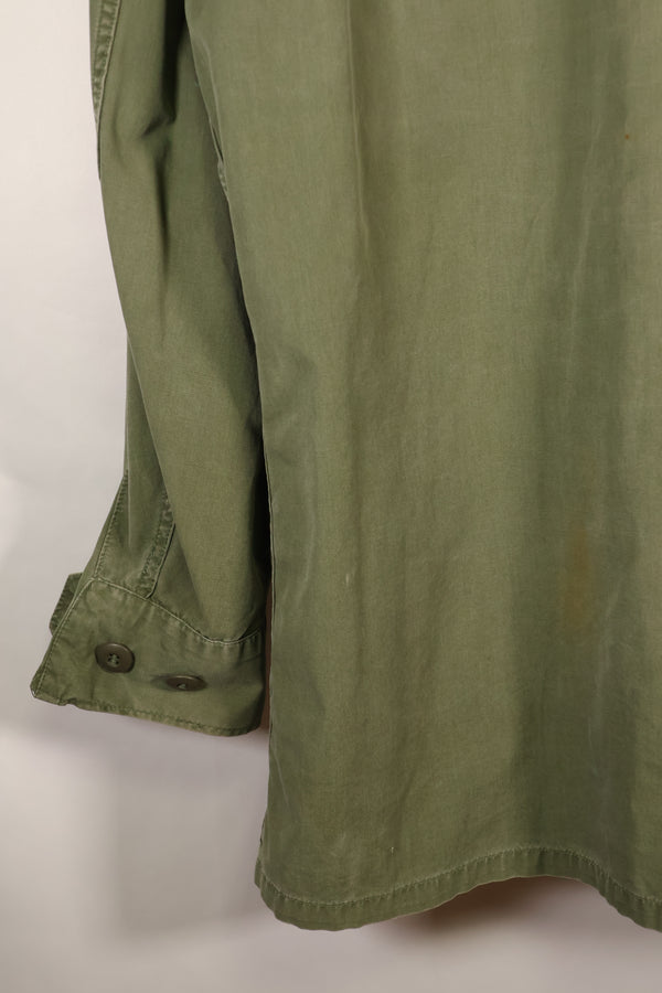 เสื้อแจ็คเก็ตแบบป่า รุ่นที่ 3 ตามสัญญาปี 1967, M-R, กองทัพสหรัฐฯ, มีตราติด, มือสอง