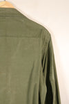 เสื้อแจ็คเก็ตแบบป่า รุ่นที่ 3 ตามสัญญาปี 1967, M-R, กองทัพสหรัฐฯ, มีตราติด, มือสอง