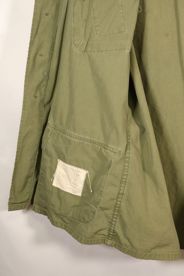 แจ็กเก็ตสนามแบบ Jungle Fatigue รุ่นที่ 3 ตามสัญญา M-R ปี 1967 – สีจางเล็กน้อย – มือสอง