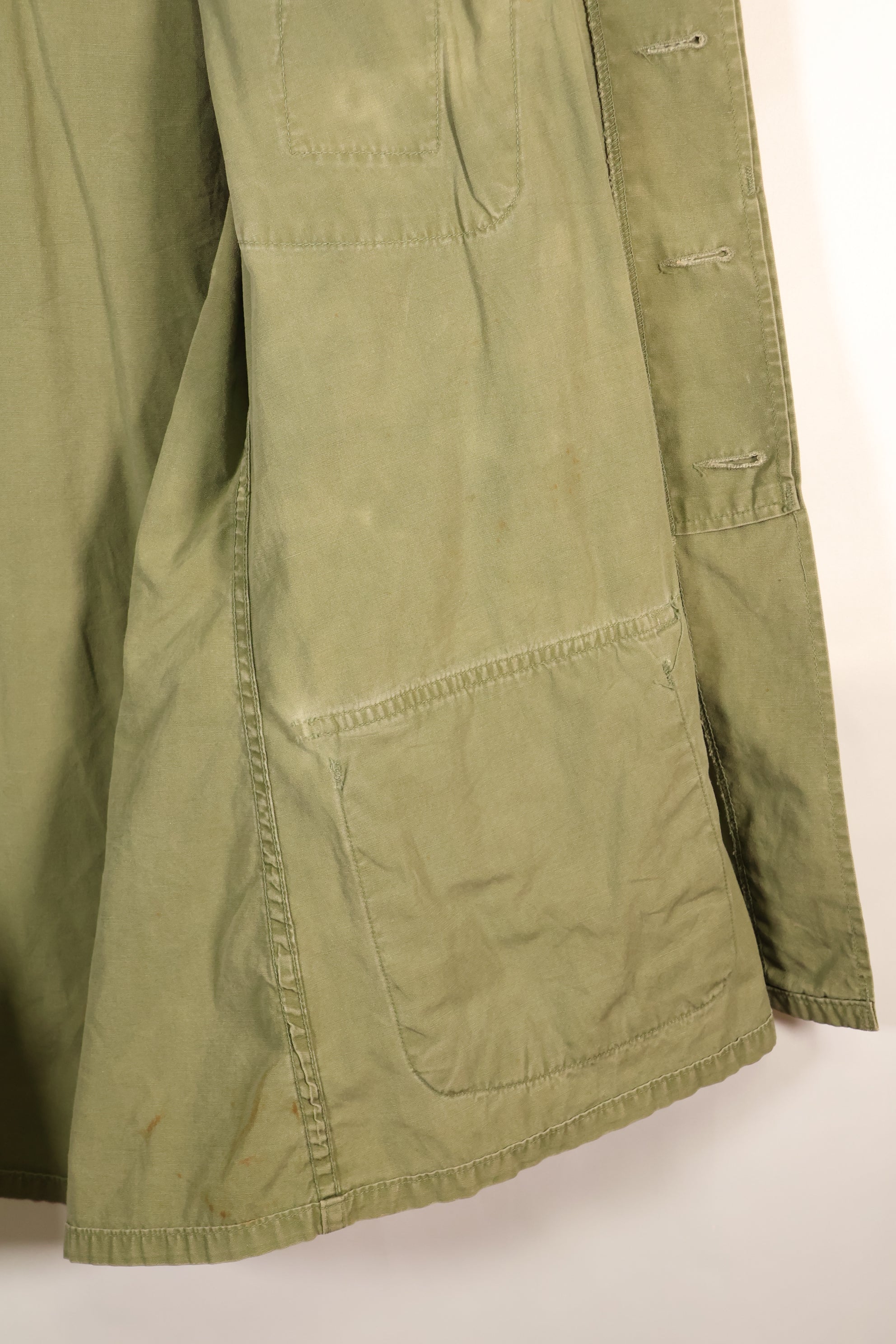 แจ็กเก็ตสนามแบบ Jungle Fatigue รุ่นที่ 3 ตามสัญญา M-R ปี 1967 – สีจางเล็กน้อย – มือสอง