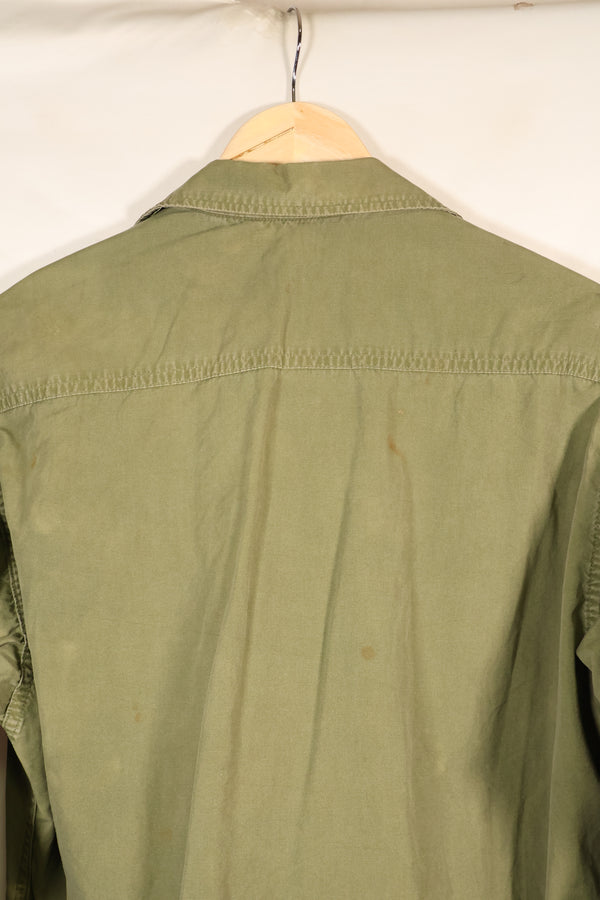 แจ็กเก็ตสนามแบบ Jungle Fatigue รุ่นที่ 3 ตามสัญญา M-R ปี 1967 – สีจางเล็กน้อย – มือสอง