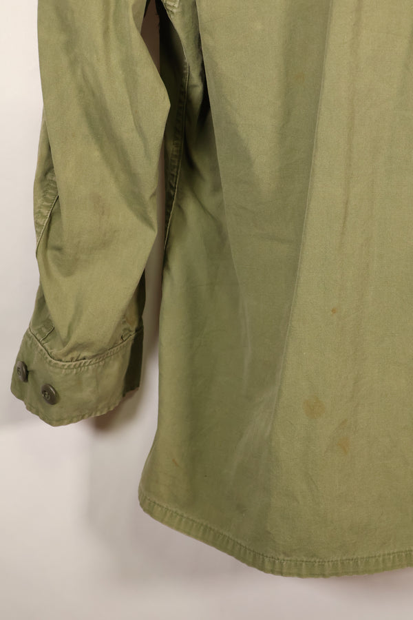 แจ็กเก็ตสนามแบบ Jungle Fatigue รุ่นที่ 3 ตามสัญญา M-R ปี 1967 – สีจางเล็กน้อย – มือสอง