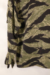 Mid-1960s US-L Okinawa Tiger Pattern Tiger Stripe US-Cut Shirt, Used