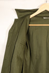 กลางทศวรรษ 1960, 16 1/2 x 36, กองทัพสหรัฐฯ, เสื้อใช้งานทั่วไป OG-107, แทบไม่ได้ใช้