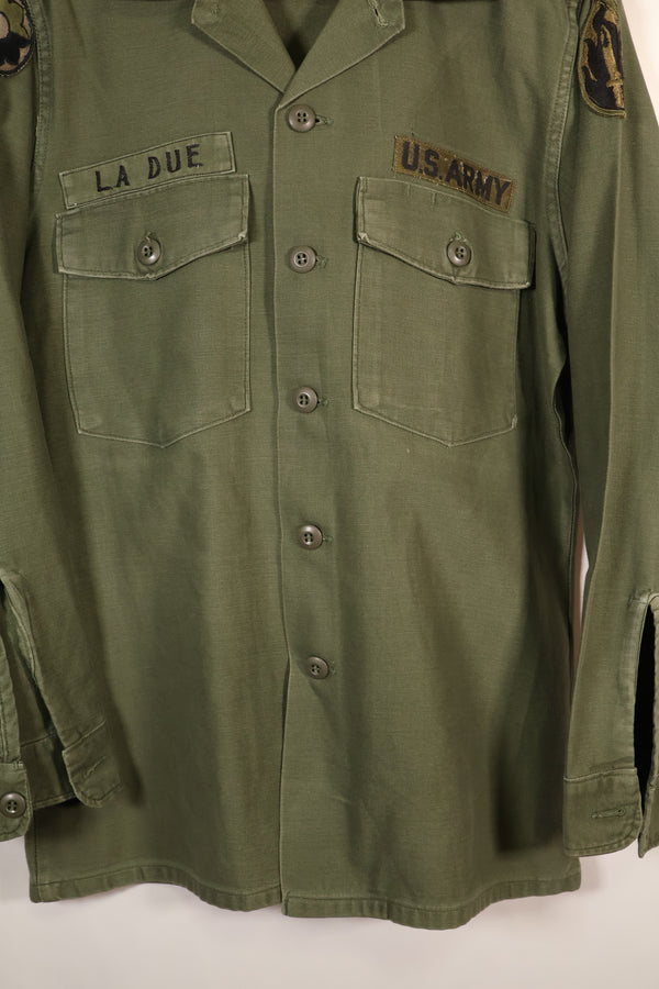 สัญญาปี 1972, 15 1/2 x 33, OG-107, เสื้อใช้งานทั่วไป, มีแพทช์, มือสอง