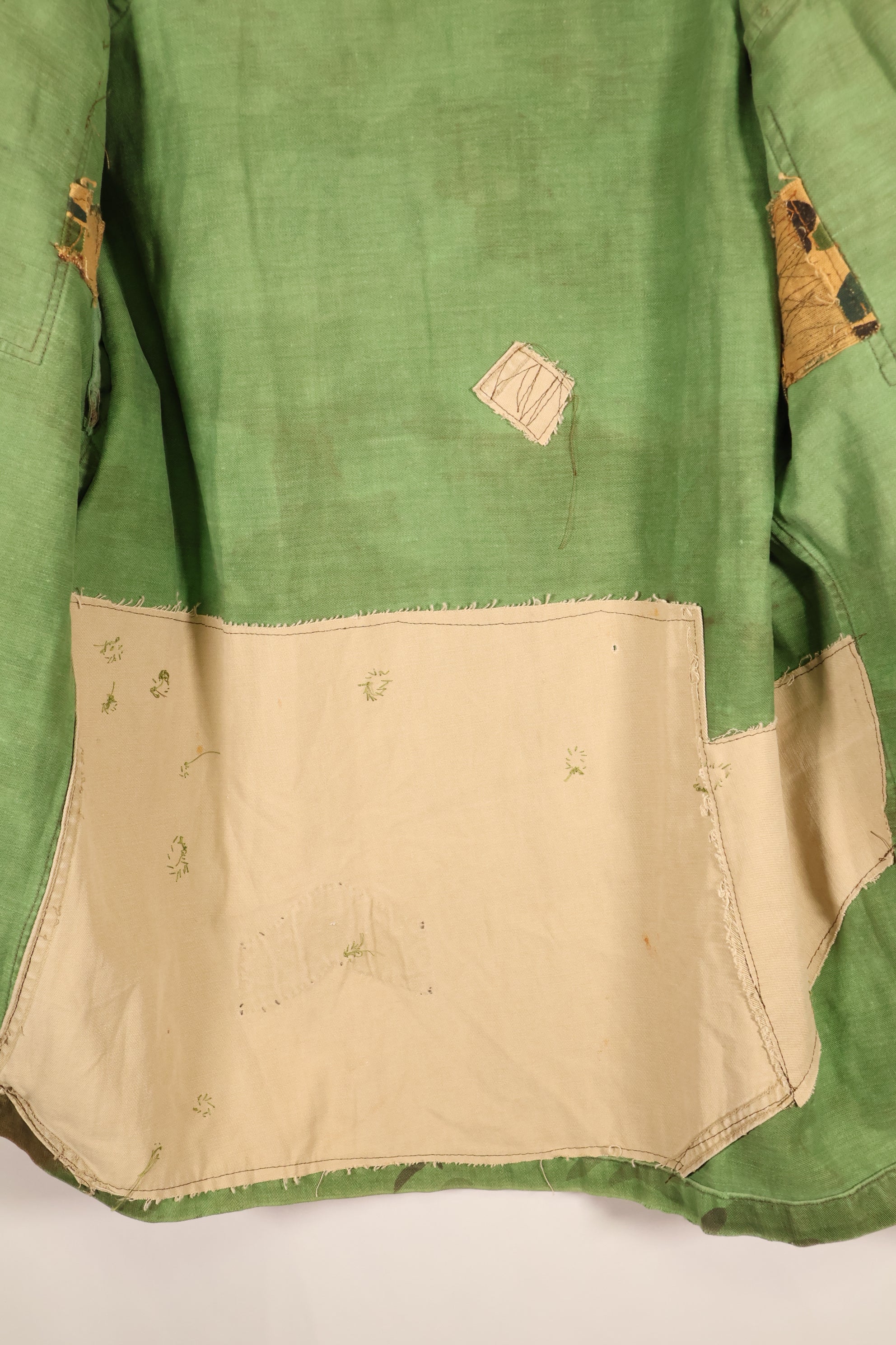 Early 1970s, Large Size, ARVN, South Vietnamese Airborne Division, Leaf Camouflage Shirt, Repaired, Used