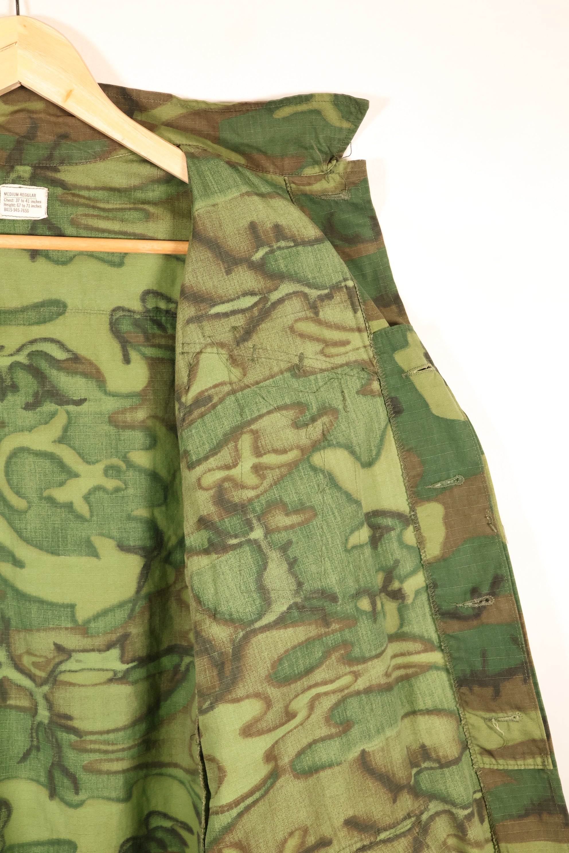 1969 Contract, M-R, U.S. Army ERDL Green Leaf Camo, Jungle Fatigue Jacket, Used