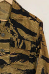 1960年代　ゴールドタイガー　タイガーストライプシャツ　Asianカット　A-M　状態良い　中古品