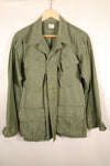 แจ็กเก็ตทหารแบบ Jungle Fatigue รุ่น M-S รุ่นที่ 4 ปี 1969 – สีจางเล็กน้อย – มือสอง